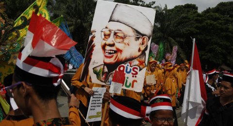 Pembangunan Identitas Etnis Tionghoa di Indonesia